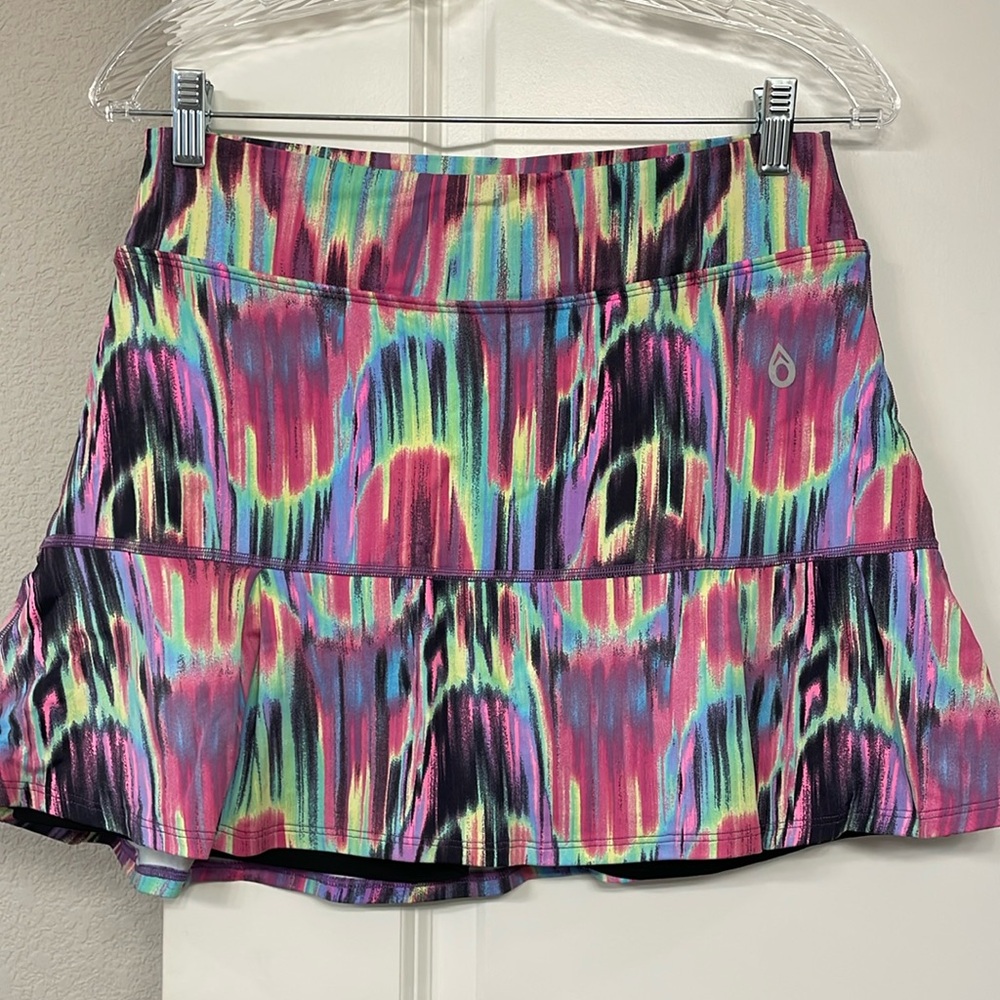 Women’s Dona Jo skirt
